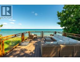 1074 Bruce STREET - 42