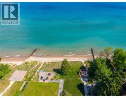 1074 Bruce STREET - 47
