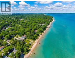 1074 Bruce STREET - 49