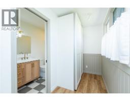 1614 BLACKWELL ROAD - 22