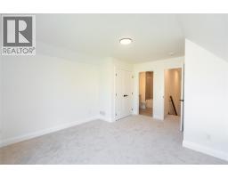 2056 MARION AVENUE - 21