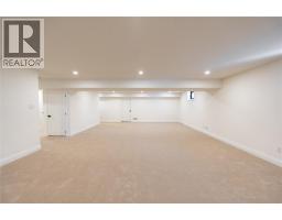 2056 MARION AVENUE - 25