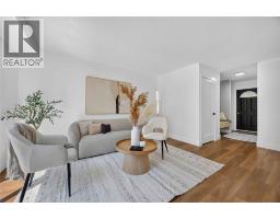 307 SOMERSET CRESCENT - 7