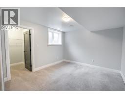 709 FERDINANDS CRESCENT - 25