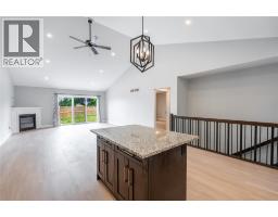 709 FERDINANDS CRESCENT - 8