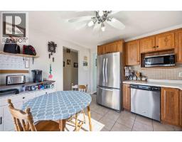95 Turner DRIVE - 18