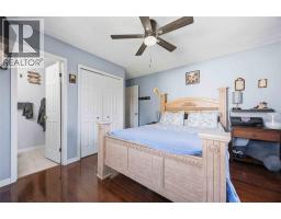 95 Turner DRIVE - 20