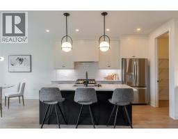 103 SUTHERLAND DRIVE - 12