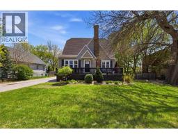 827 LONDON ROAD - 1