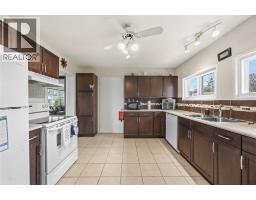 866 BURR STREET - 10