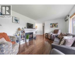 866 BURR STREET - 5