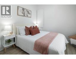 867 Devine STREET - 15
