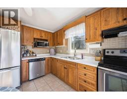 95 Turner DRIVE - 10