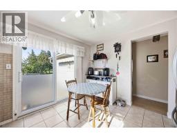95 Turner DRIVE - 12