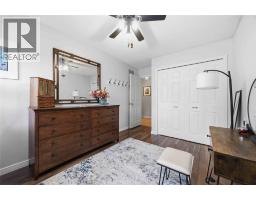 95 Turner DRIVE - 23