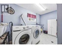 95 Turner DRIVE - 32
