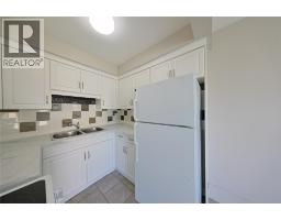348 Cameron STREET - 10