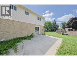 348 Cameron STREET - 27