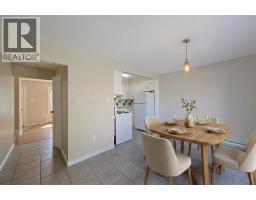 348 Cameron STREET - 7