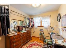 845 VROOM AVENUE - 15