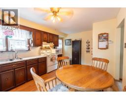 845 VROOM AVENUE - 9