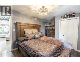 770 Bushey STREET - 13
