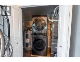 770 Bushey STREET - 18