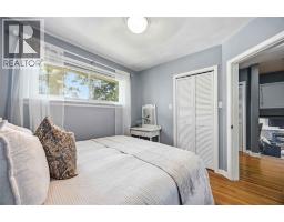 1220 RIDGEWOOD DRIVE - 16