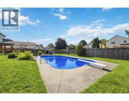 1076 BRIMWOOD CRESCENT - 36