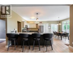 968 ST CLAIR PARKWAY - 10