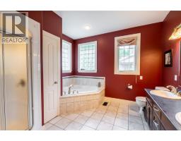 968 ST CLAIR PARKWAY - 17