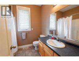 968 ST CLAIR PARKWAY - 22