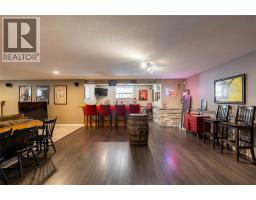 968 ST CLAIR PARKWAY - 24