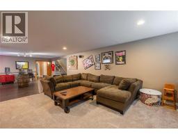 968 ST CLAIR PARKWAY - 27