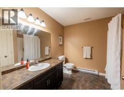 968 ST CLAIR PARKWAY - 30