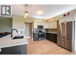 968 ST CLAIR PARKWAY - 9