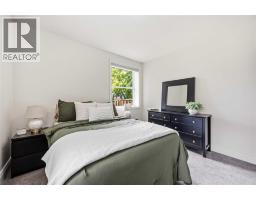 751 ROSS AVENUE - 33