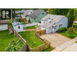 641 MAPLE AVENUE - 31