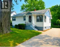 1196 Carr STREET - 1