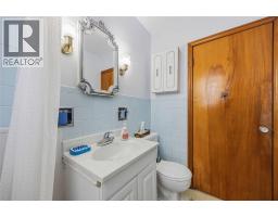 1196 Carr STREET - 18