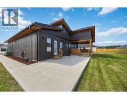 3476 PAUL CRESCENT - 6