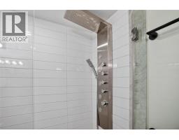 4084 Bluepoint DRIVE - 30