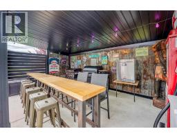 747 Broadway STREET - 31