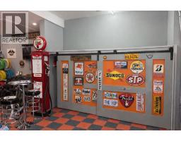 747 Broadway STREET - 48