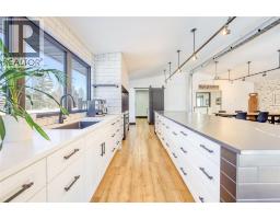 747 Broadway STREET - 7