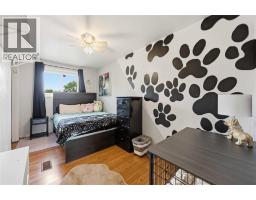 854 Lanark CRESCENT - 12