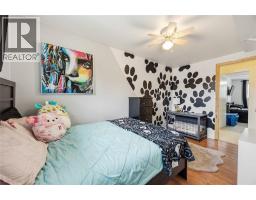 854 Lanark CRESCENT - 13