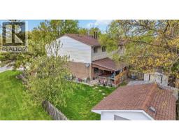 854 Lanark CRESCENT - 34