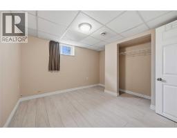 5 ABERDEEN AVENUE - 24