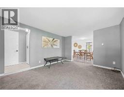 534 Plympton STREET - 5